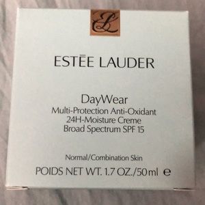 Estée Lauder DayWear multi-protection